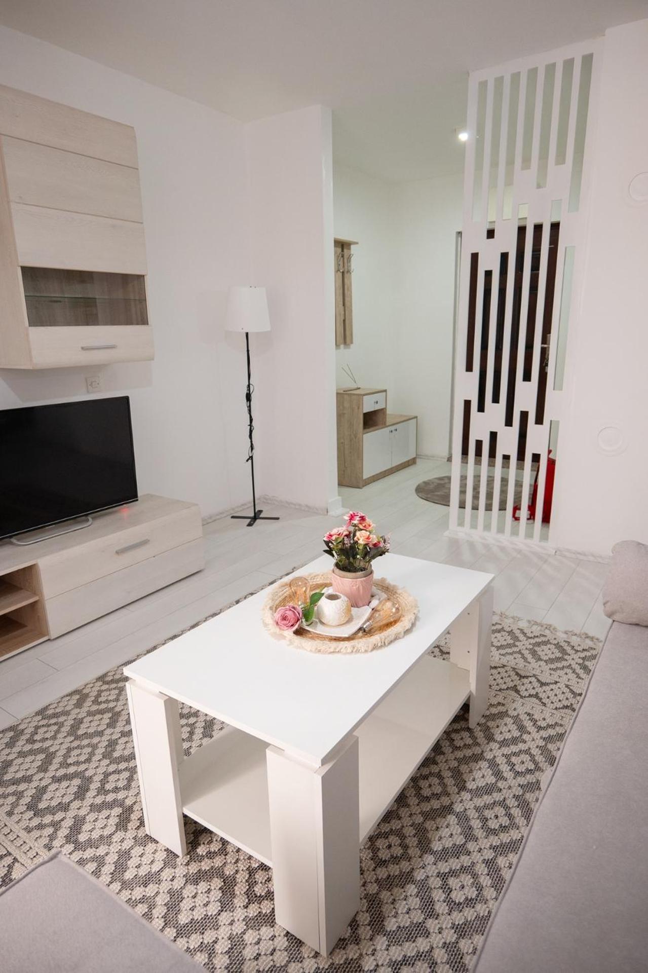 Grandeur Home Apartment Mostar - Free Parking Екстериор снимка