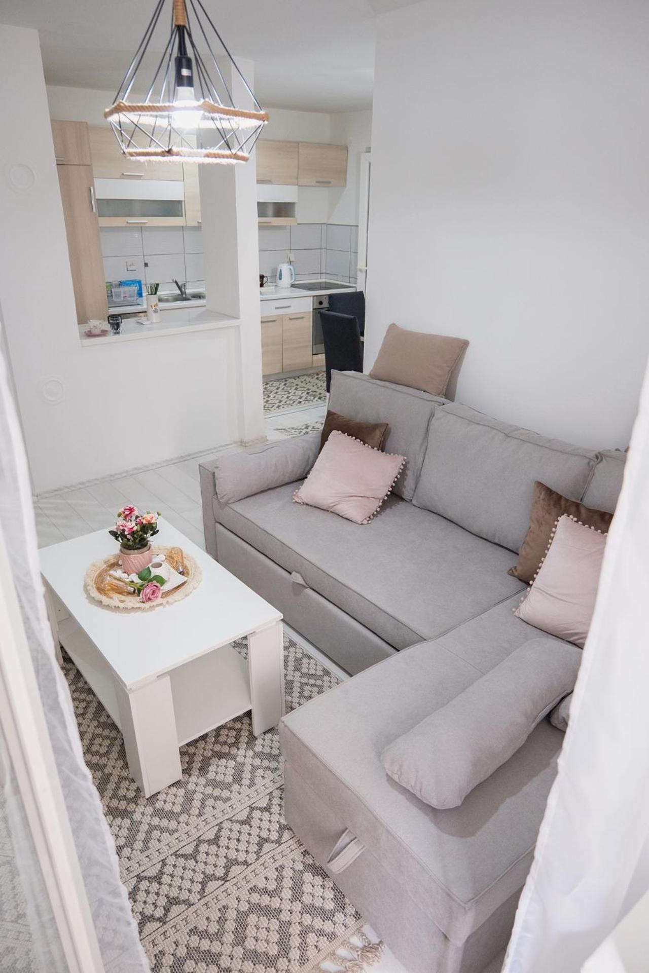 Grandeur Home Apartment Mostar - Free Parking Екстериор снимка